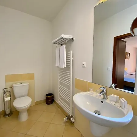 Szálloda Orient 3*